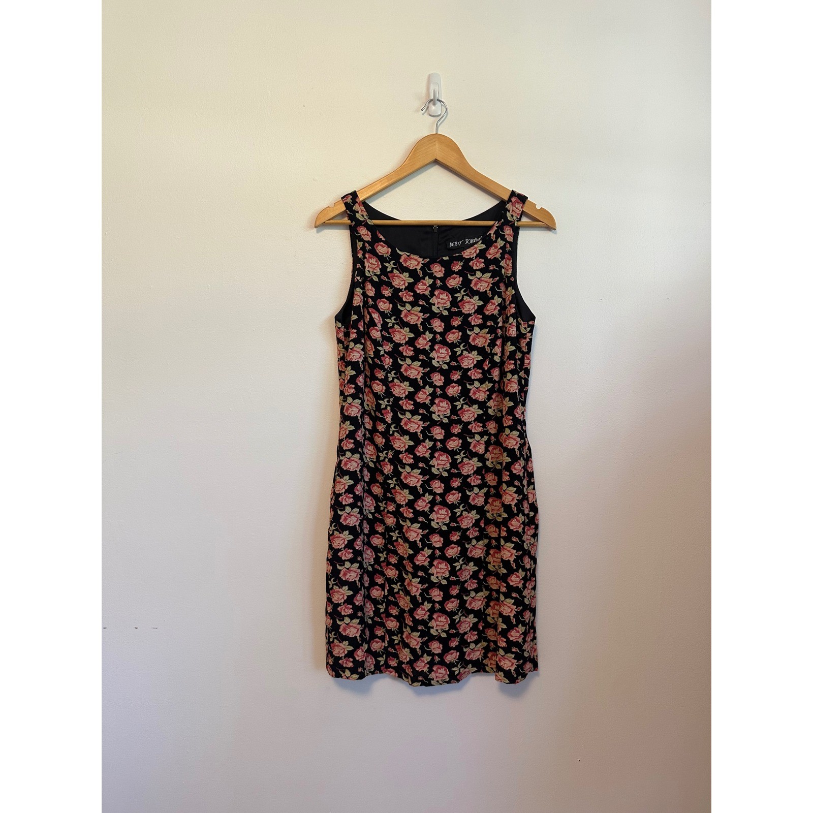 Betsey Johnson Vintage 90s Black Pink Rose Floral Shift Dress | Size 10