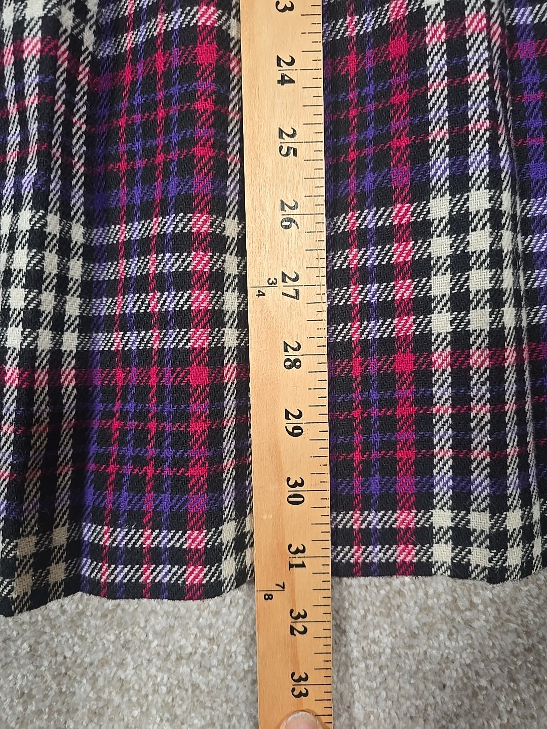 Leslie Fay Plaid Pleated Skirt Mid Length Poly Wool Blend USA Made Women’s 12