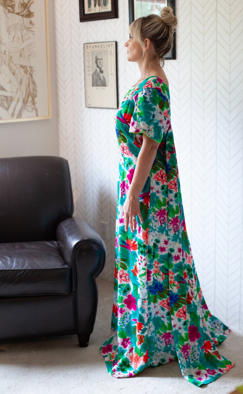 70s Vintage Hawaiian Tropical White Lotus Pink Green Floral Full Length Gown