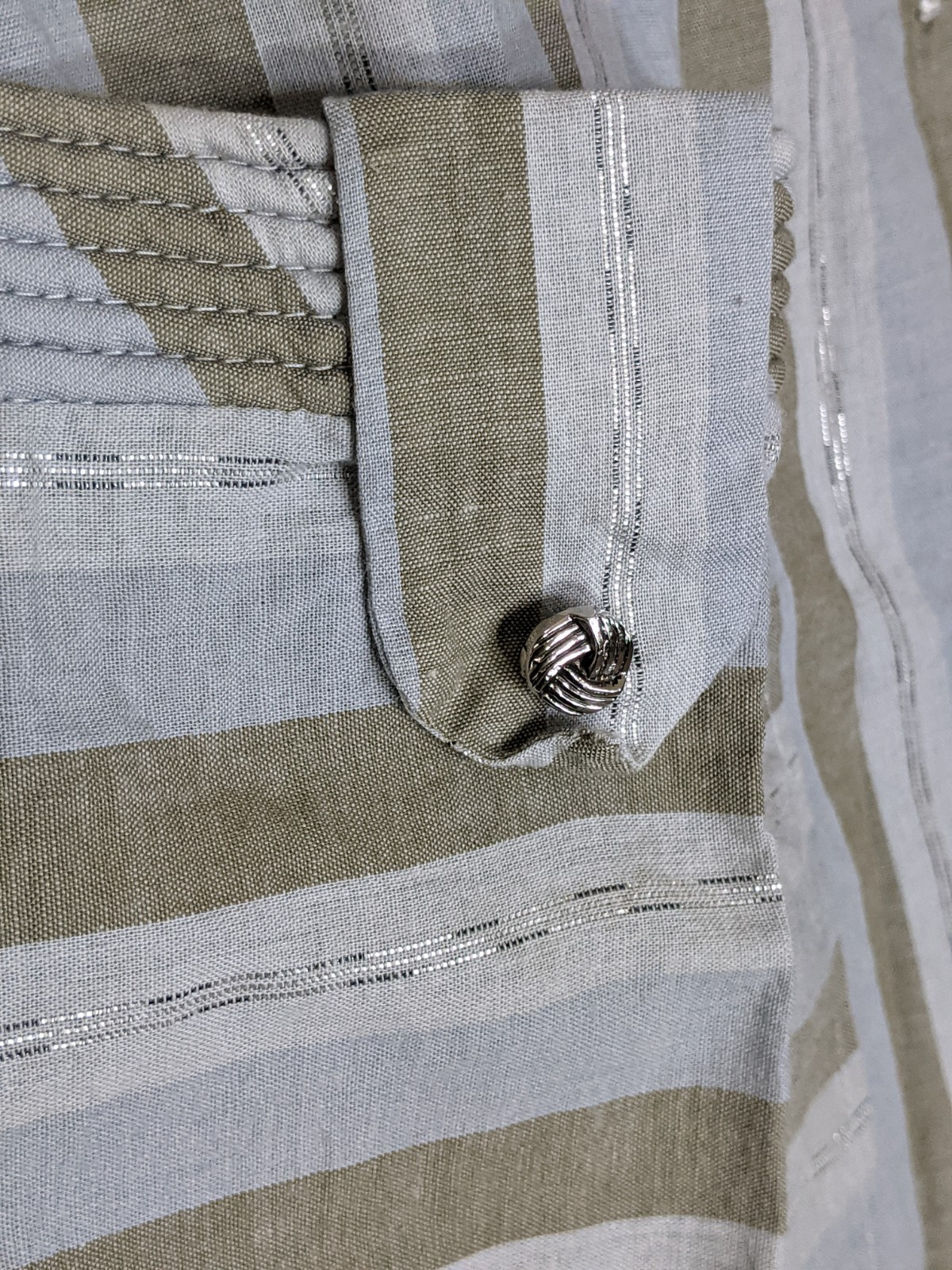 Vintage Striped Shirt dress 100% cotton Buttonfront 70s does 40s housedress