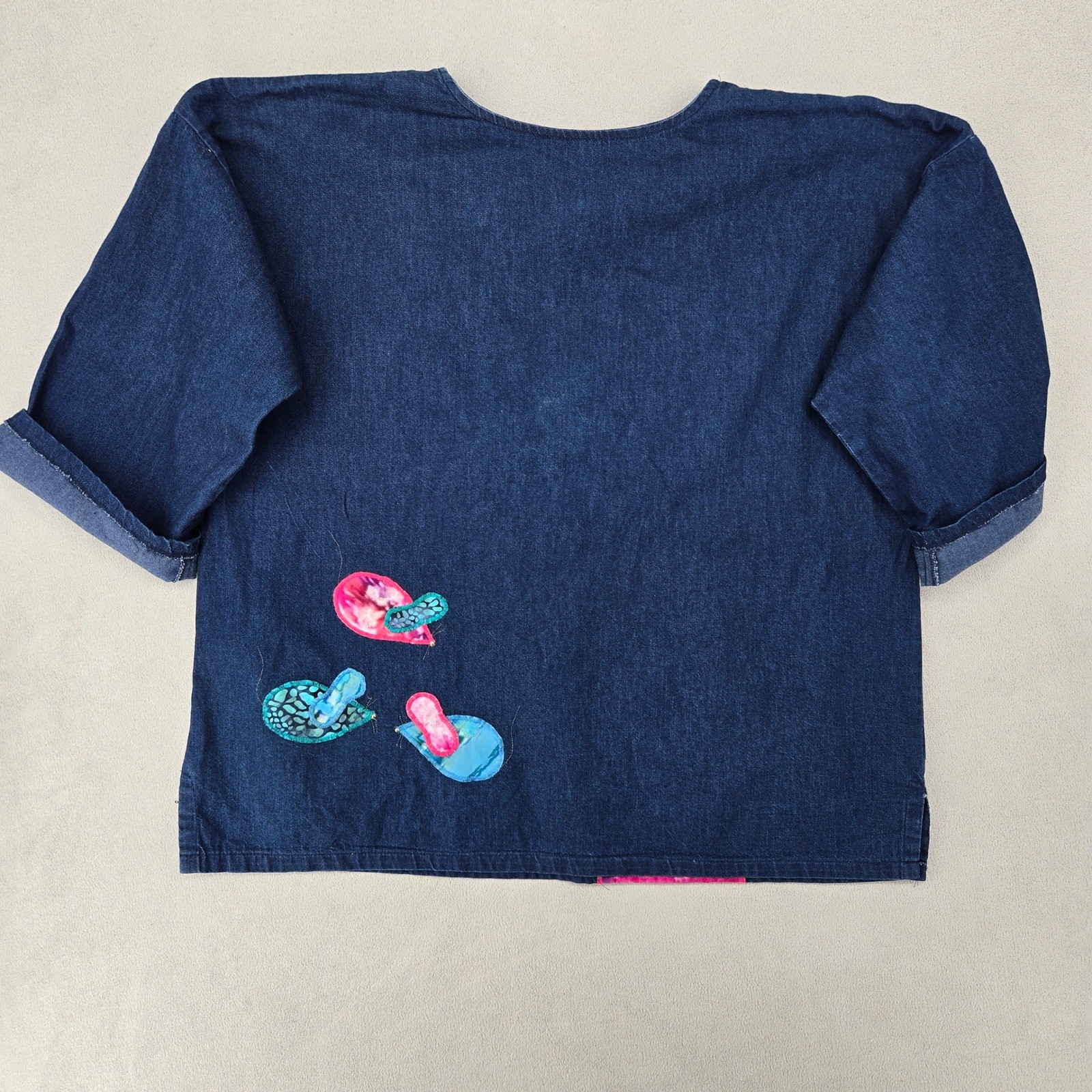 Vintage Womens Denim Pullover Top Wearable Art Batik Tie Dye Applique Boxy Fit