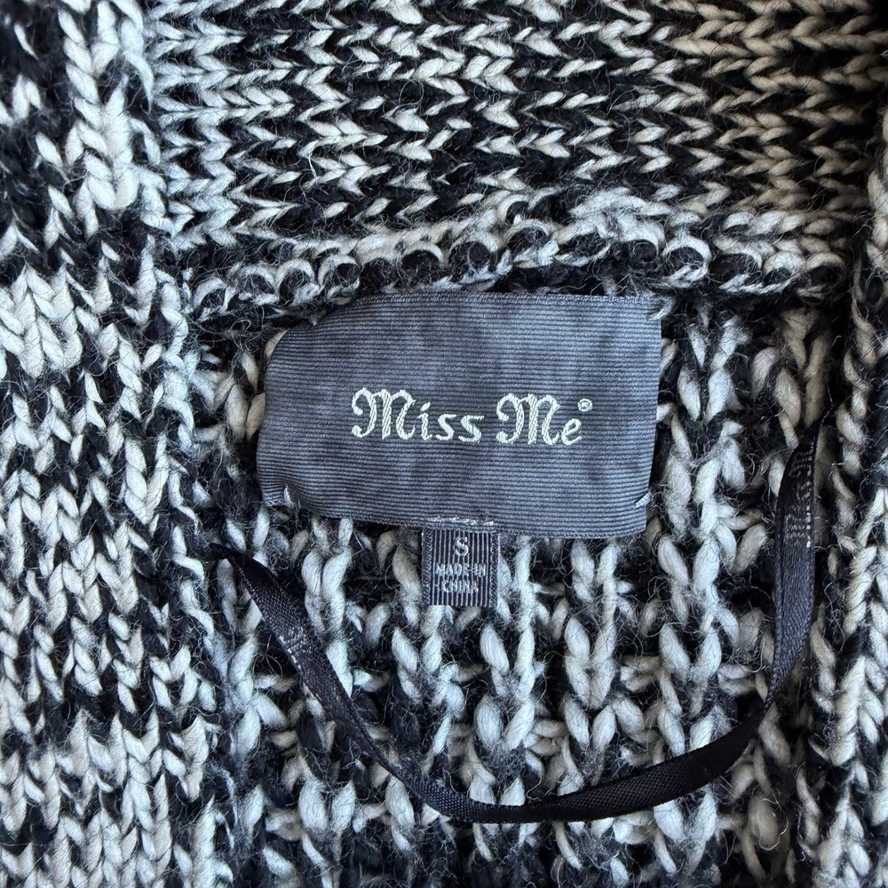 Y2K Miss Me Gray Chunky Knit Cardigan S Dolman Batwing Sleeve Heavy 2000s Indie