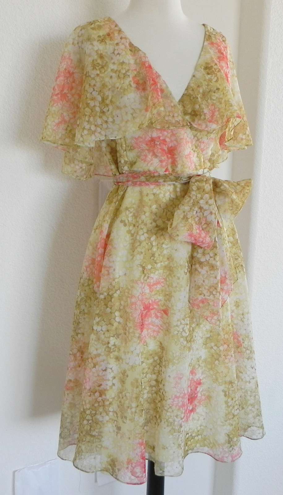 Vtg Don Luis de Espana RARE Dress Floral Chiffon Tie Belted Size 10(fits US S)