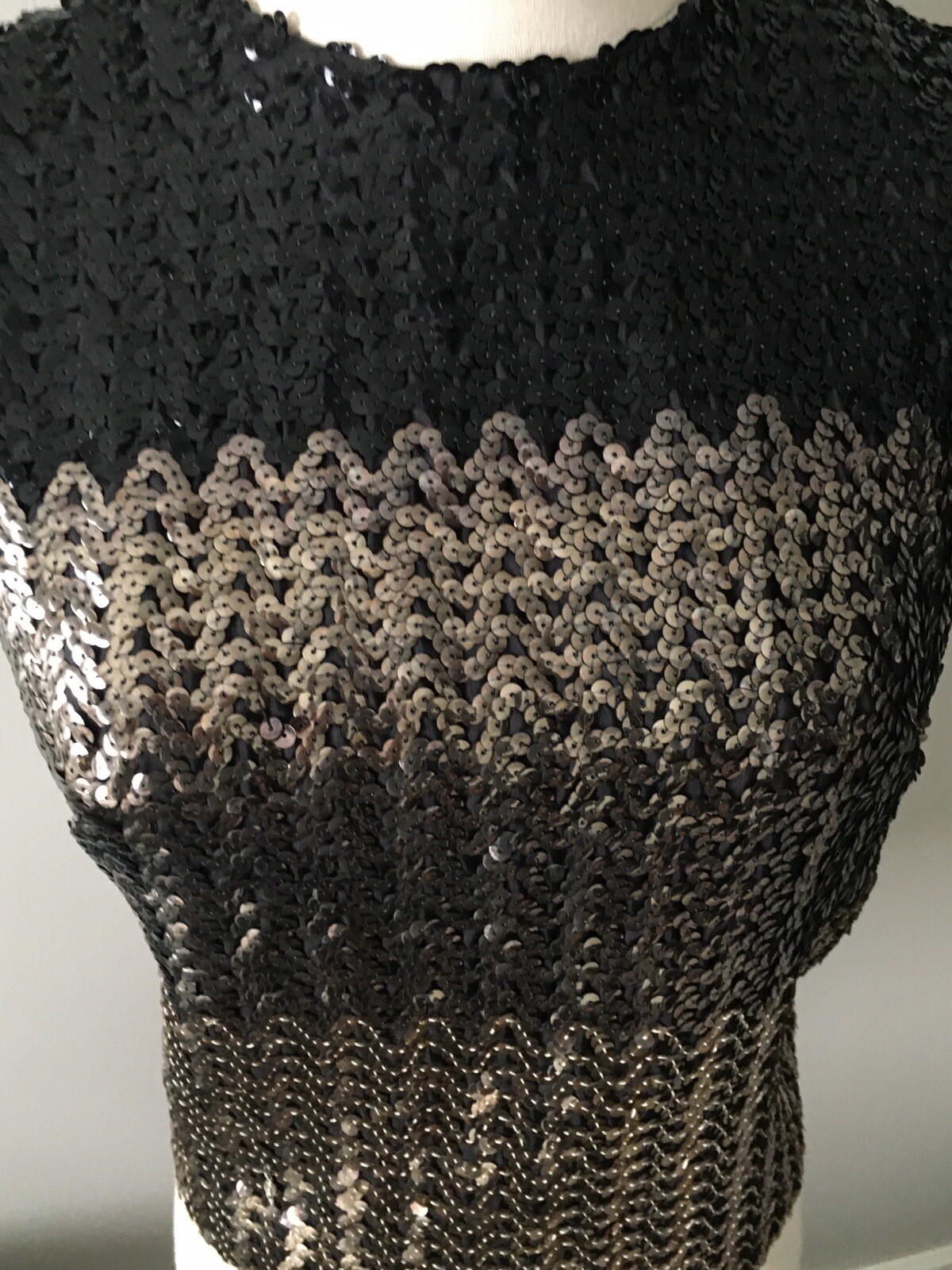 Vtg Art Deco Sequin Embellished Sleeveless Top Black Silver Zip Up Back Sz 10