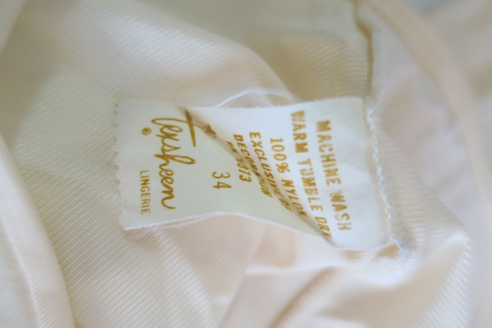 VTG 80s Night Gown French Alencon Lace Texsheen Full Slip Lingerie sz 34 Nude