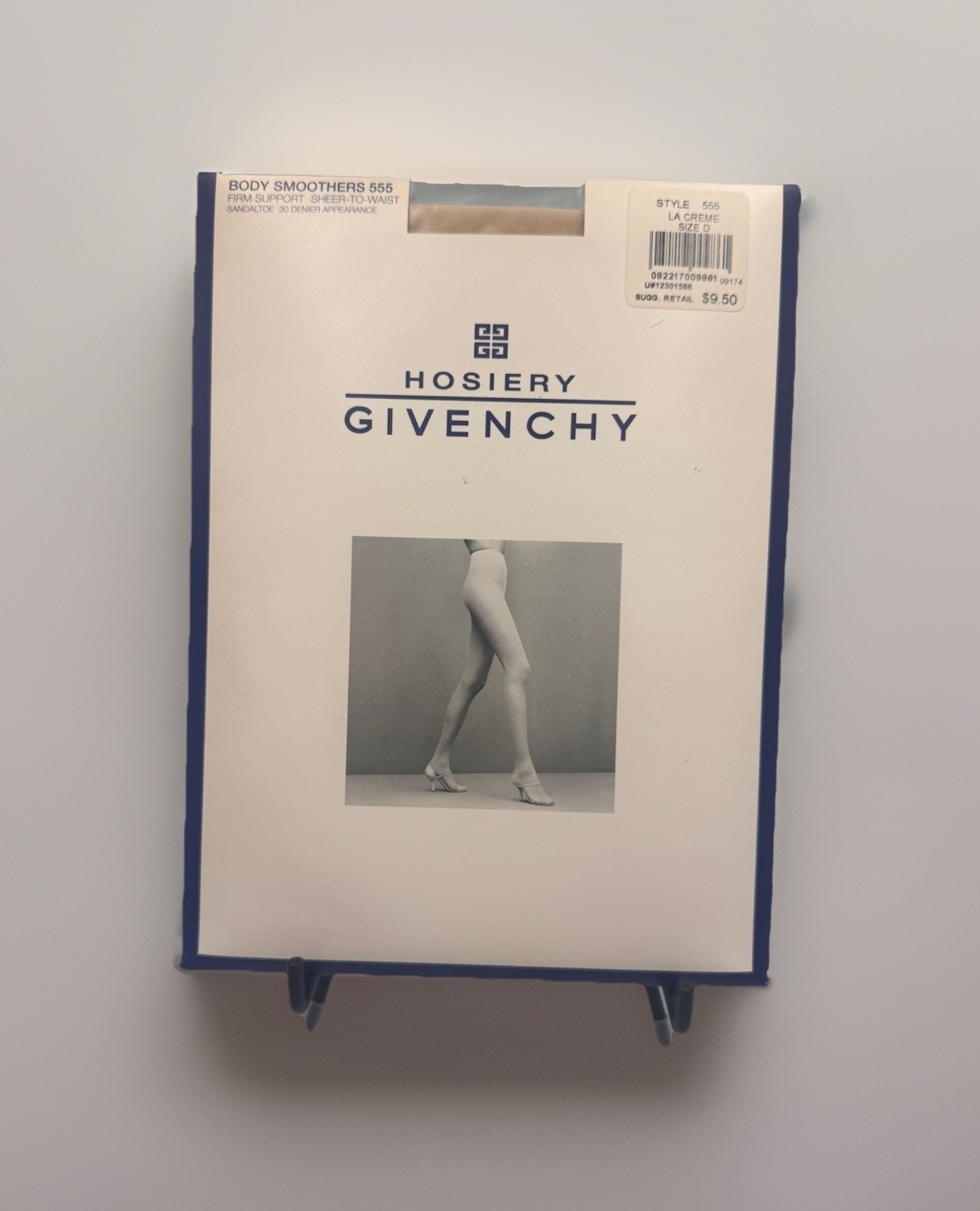 VTG Givenchy Body Smoothers Pantyhose Style 555 La Creme Size D NOS 1999 Sealed