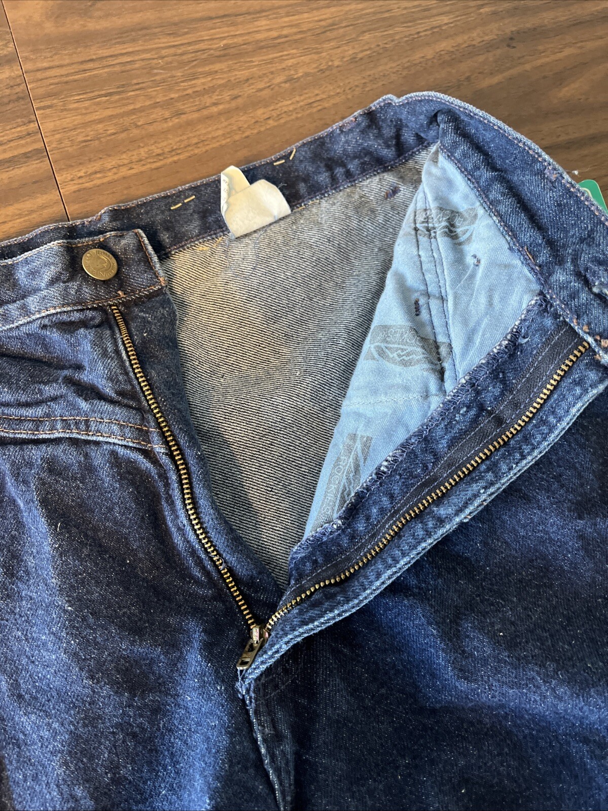 NWT Rocky Mountain Blue Jeans High Rise Bare Back V Front 33/15/36” Length