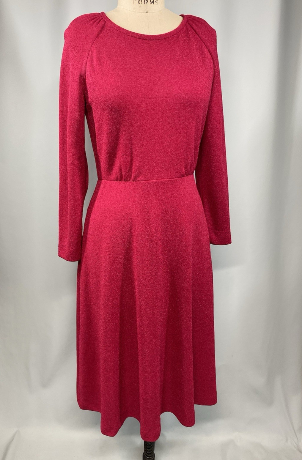 Vintage Dress SIZE MEDIUM red long sleeve LESLIE FAY 70s 80s classic long sleeve