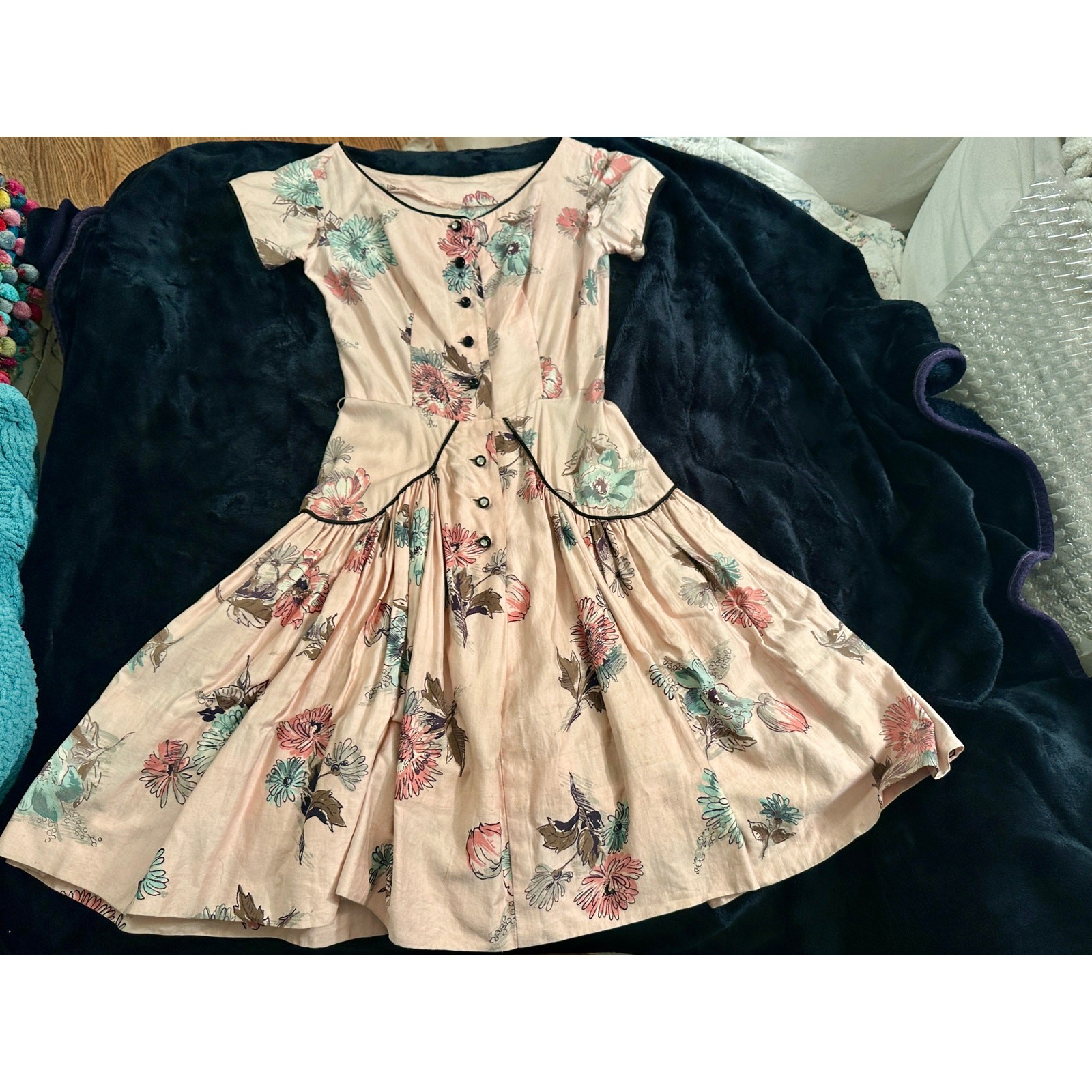 VINTAGE 40’s 50’s CUSTOM NEW LOOK SHIRTWAIST COTTON FLORAL DRESS
