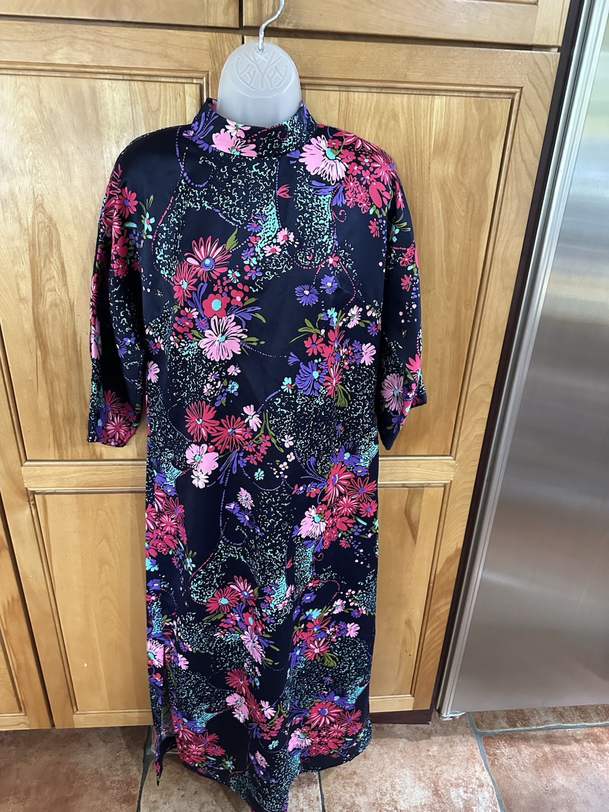 Vintage 70s Sun Fashions of Hawaii 14 44” Bust Navy Floral Hawaiian Maxi Dress