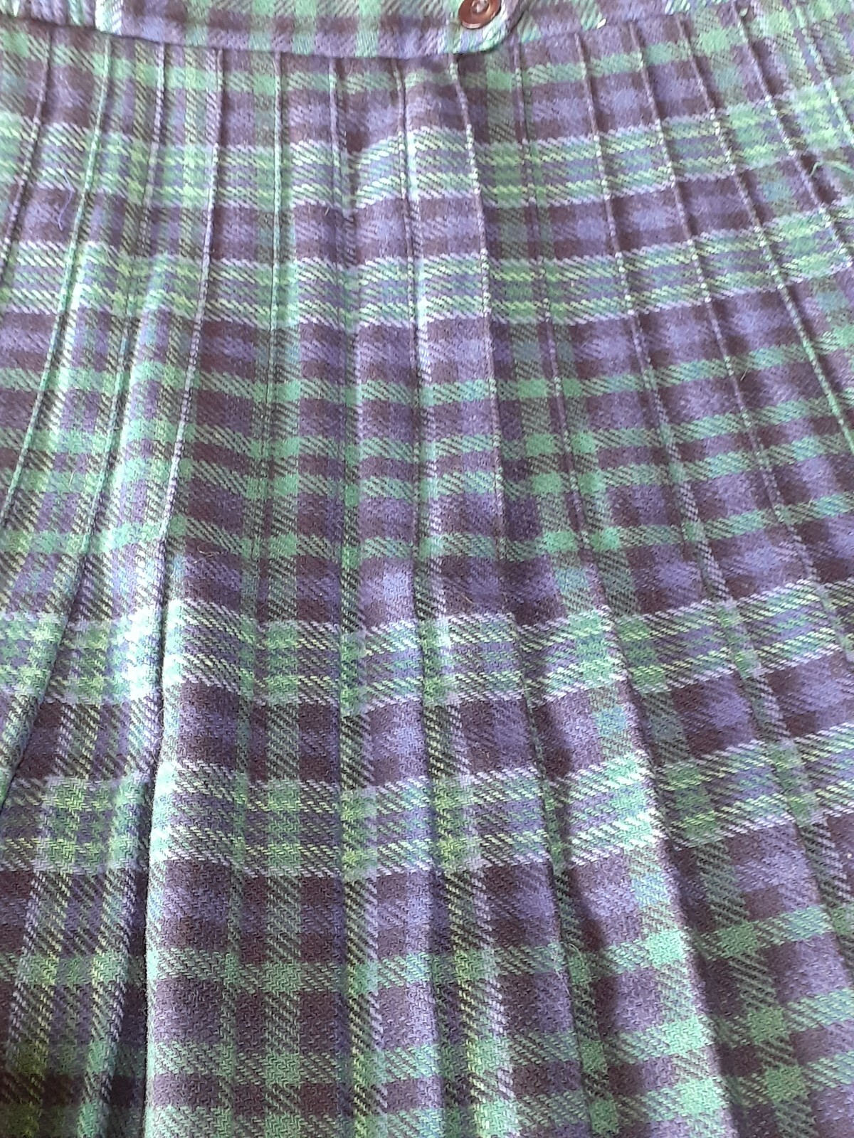 Vintage Tan Jay Women’s Pleated Skirt, Wool Blend Blue Green Plaid Sz 14, Kilt?
