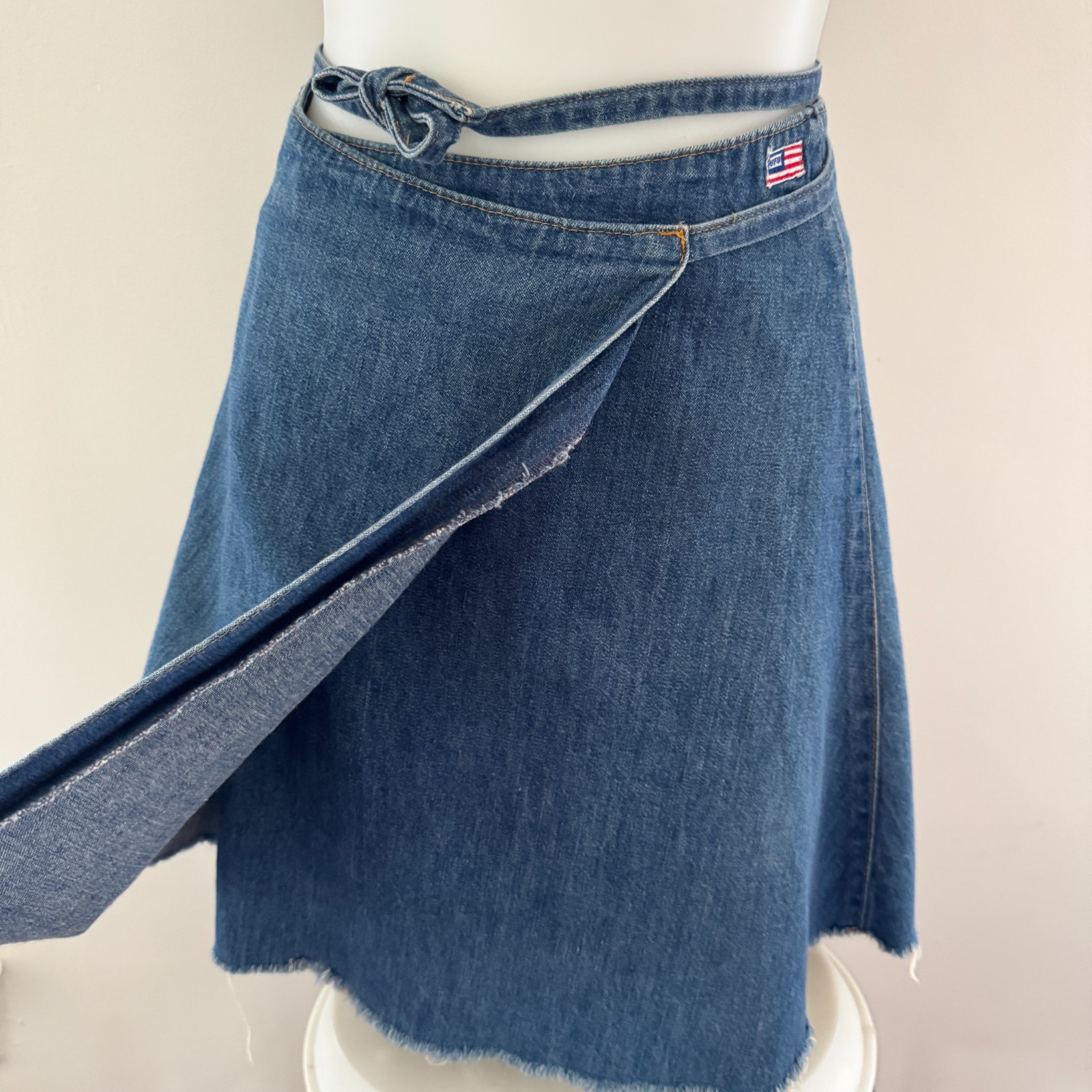 70s vintage UFO JEANS Denim Cut-off Wrap Mini Skirt USA NY American Flag Patch