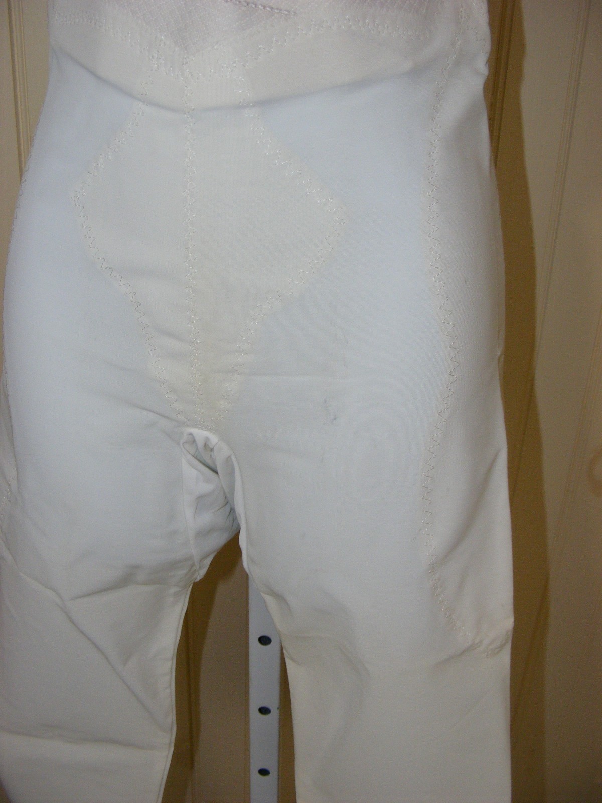 70s PANTS GIRDLE LONG LEG SHAPER SEARS 85399 MED 27-28 ELASTIC SLACKS SMOOTHER