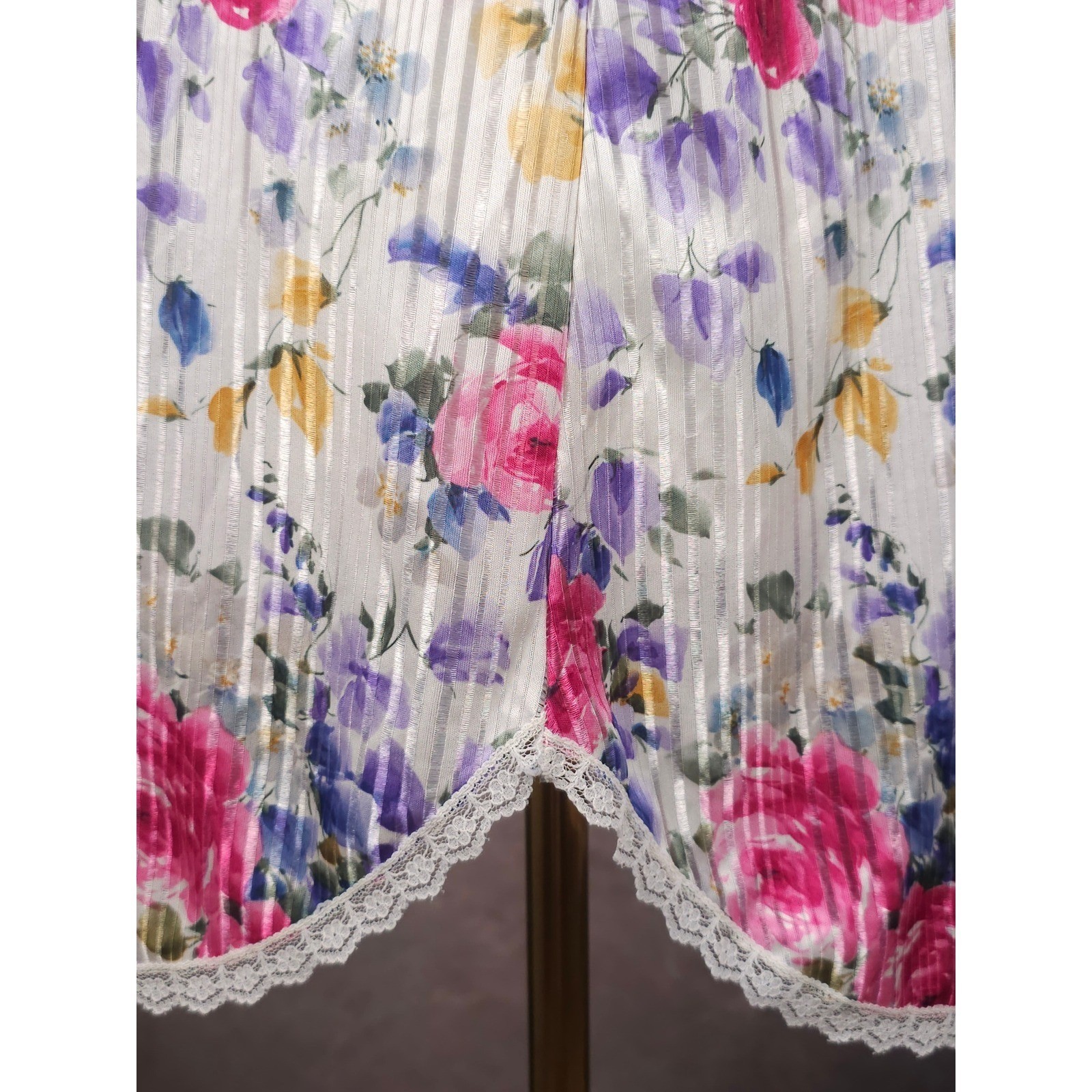 Vintage Y2K Floral Satin Stripe Lace Trim Chemise Slip Nightgown Coquette White