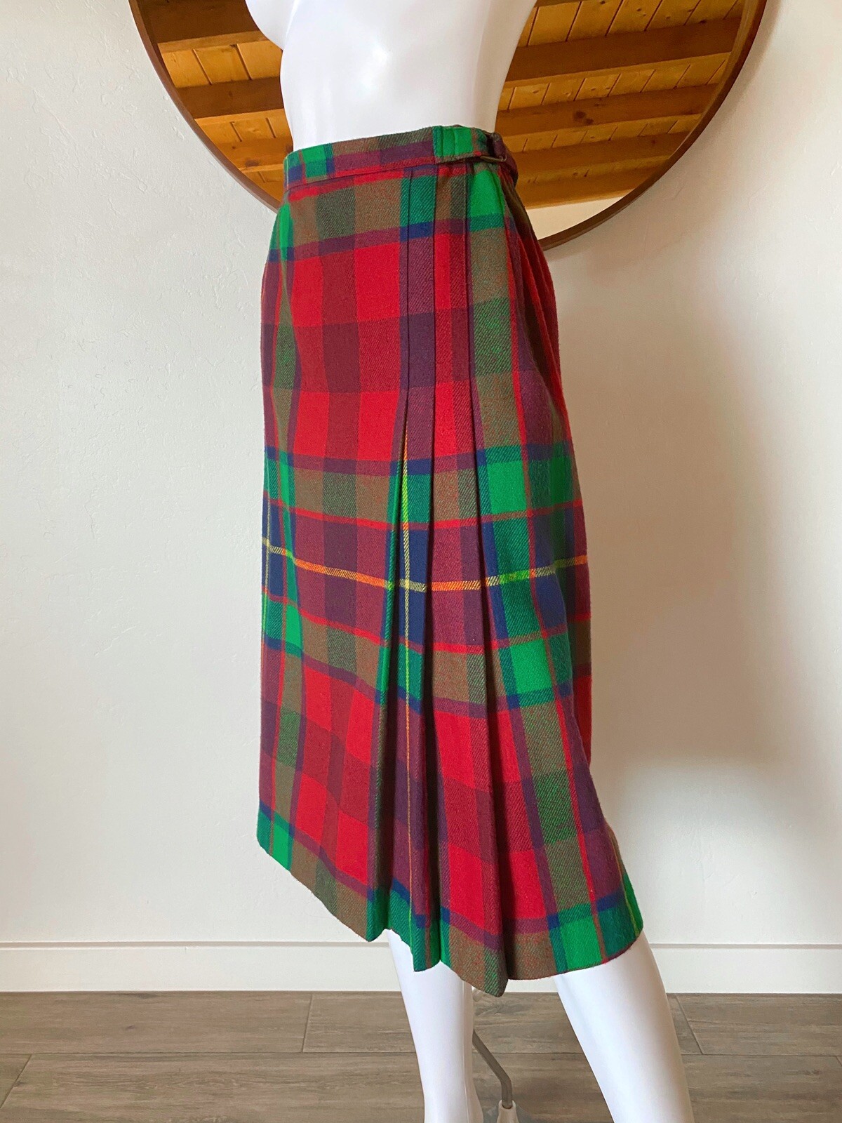 VTG 80’S HABERDASHERY PLAID SKIRT WOOL FRONT PLEAT SIDE ZIP BUCKLE FITS 26-28″W