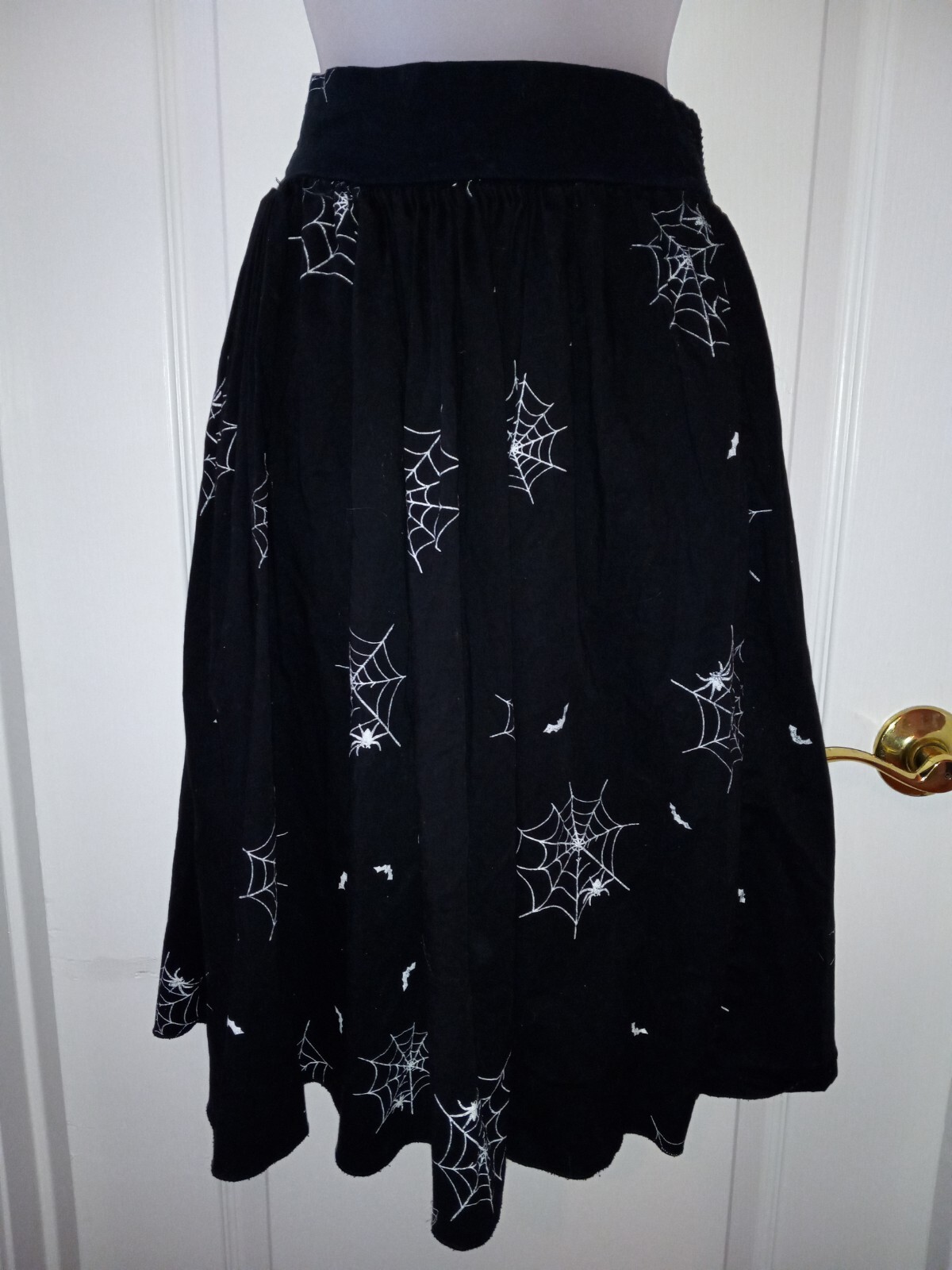 Vintage 80s Black Spider Web Bat Cotton Full Skirt Halloween Novelty Print S/M