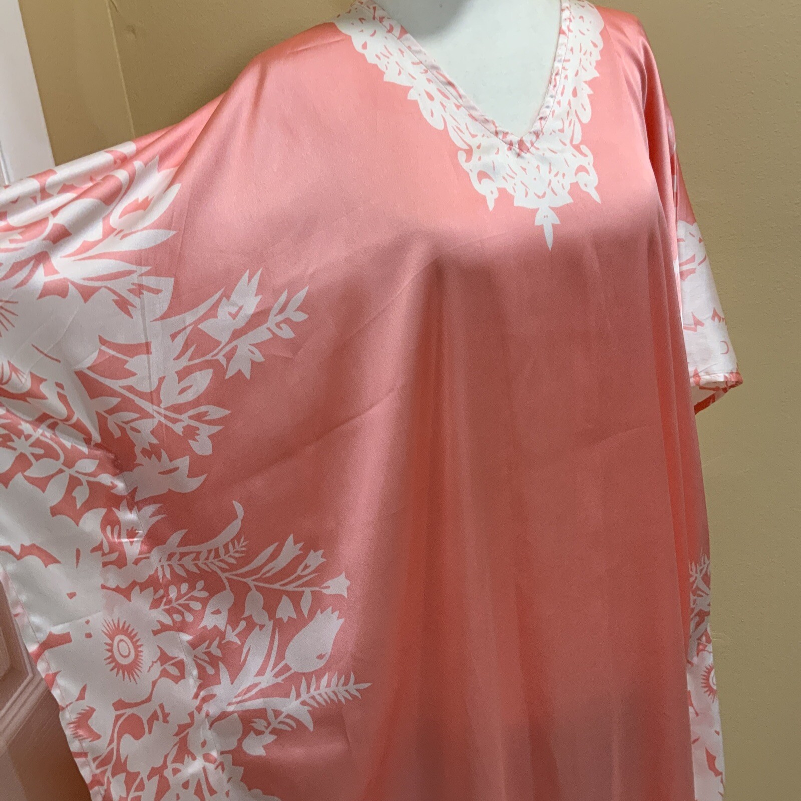 LONG SATIN GOWN~WOMANS MIDNIGHT VELVET~ SHINY pink/white NIGHTIE~one size