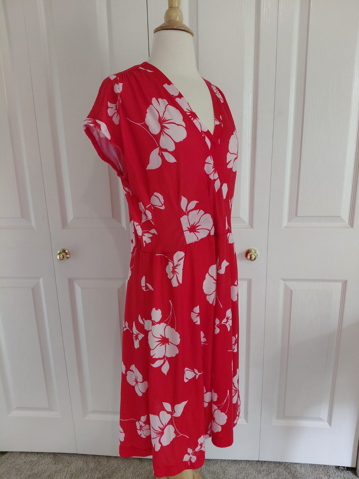 Vintage 1980s Does 1940s Hawaiian Tabby Dress Red White Hibiscus Size Large