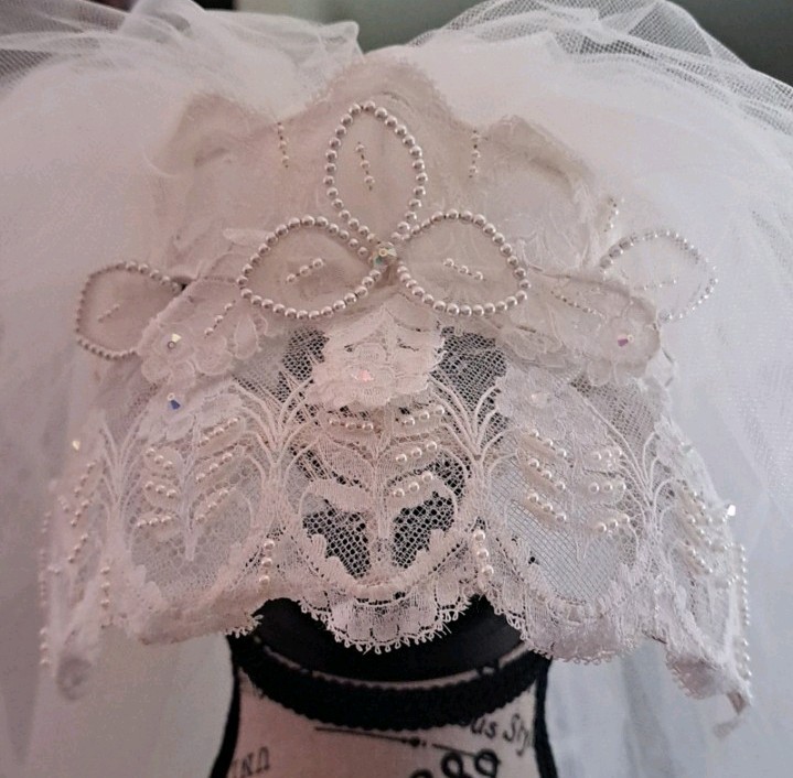Vintage 70s Beaded And Lace Bridal Veil