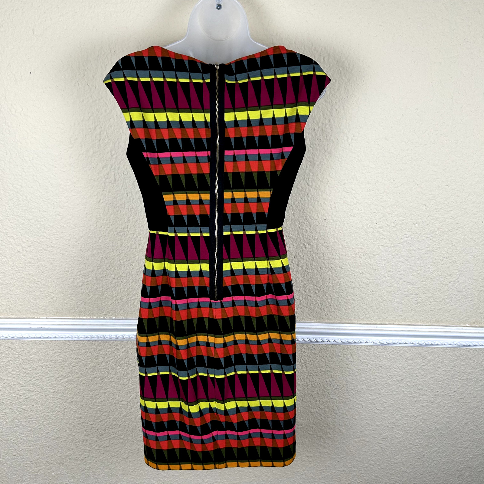 Maggy L Womens Dress Sz 6 Sheath Multi Colored Artsy Art to Wear Geometric Londo