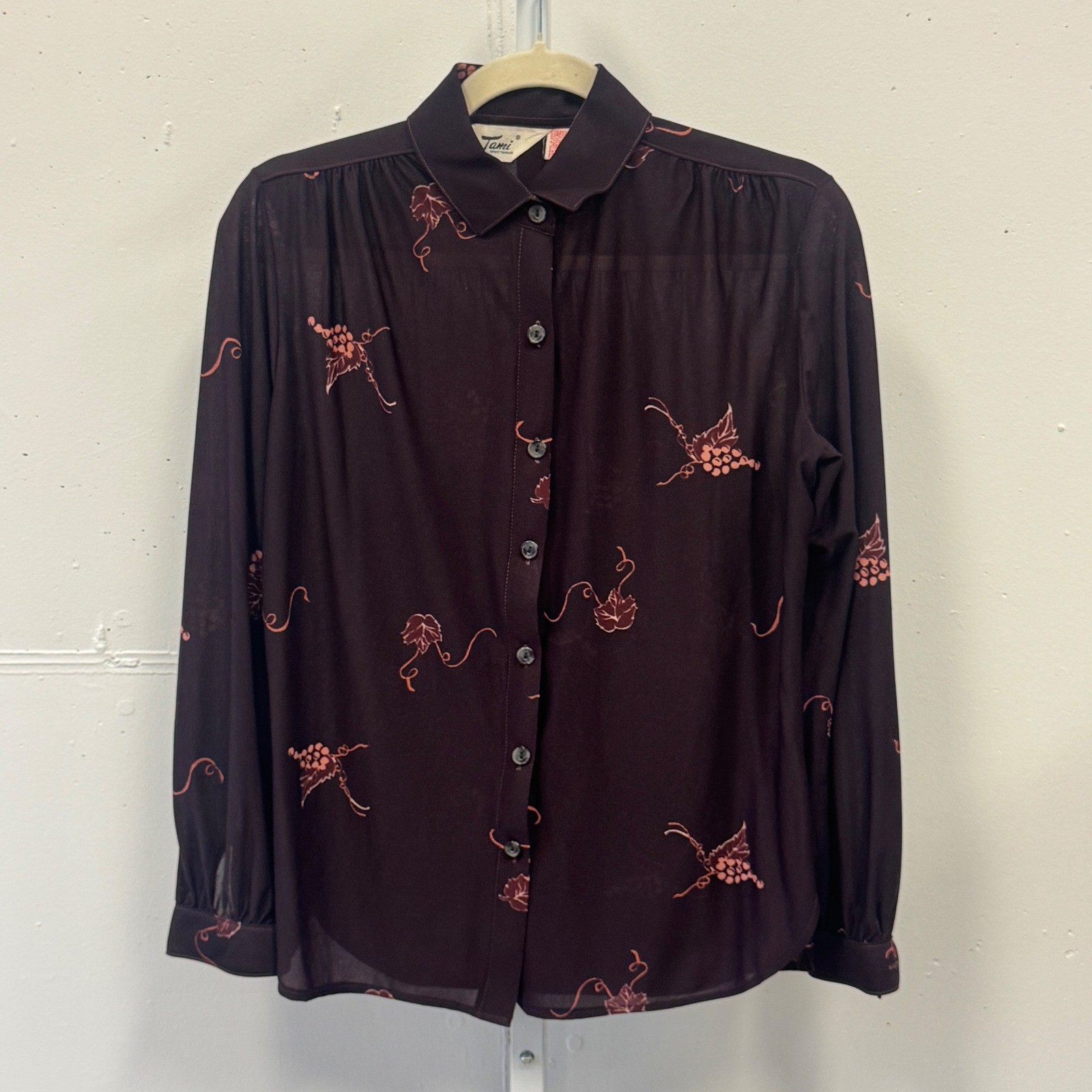 Vintage Tami Sportswear Grape Vine Print Blouse Purple Button Up Small