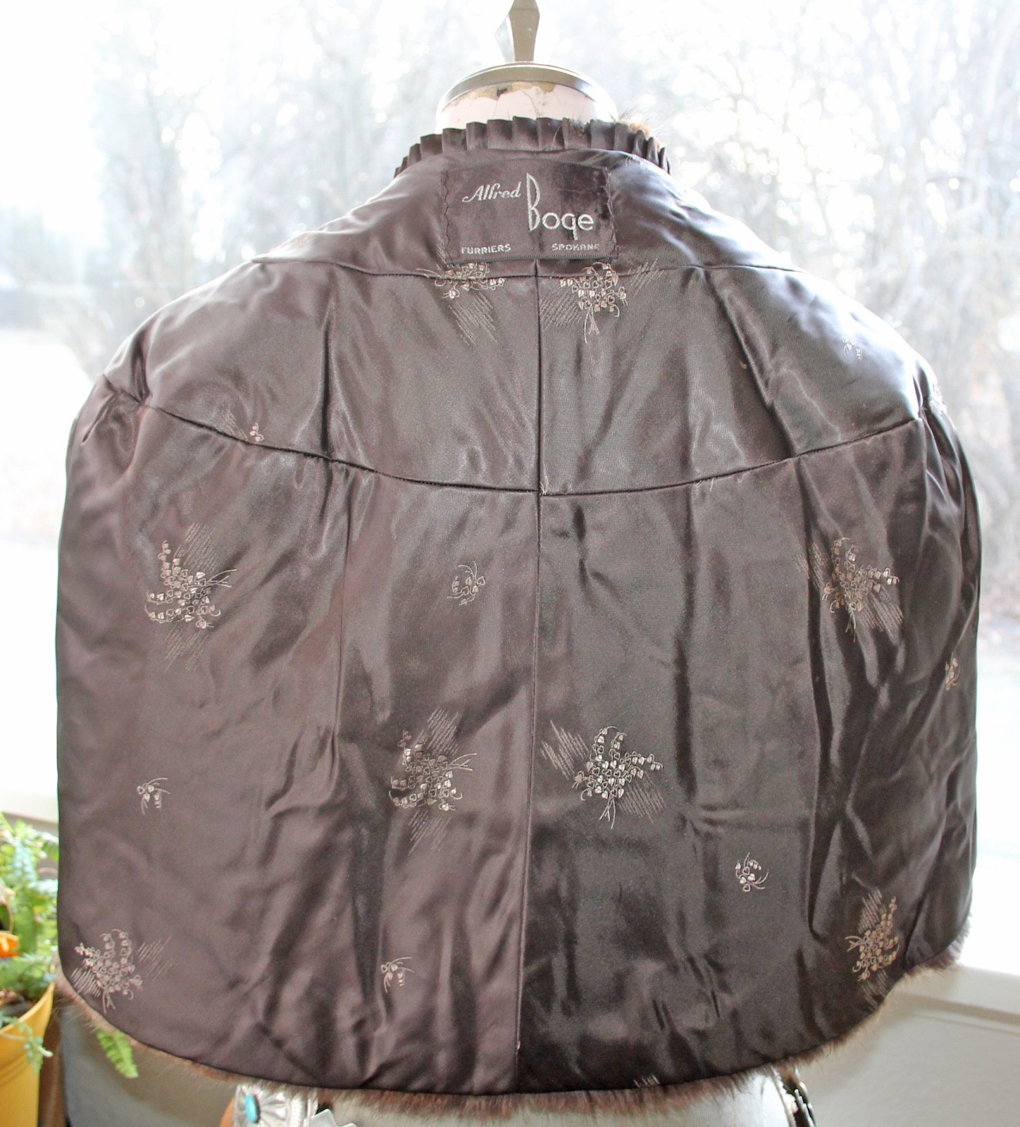 Vintage Sable Fur Shawl Stole Collar Jacket w Pockets Furrier Spokane WA Lined
