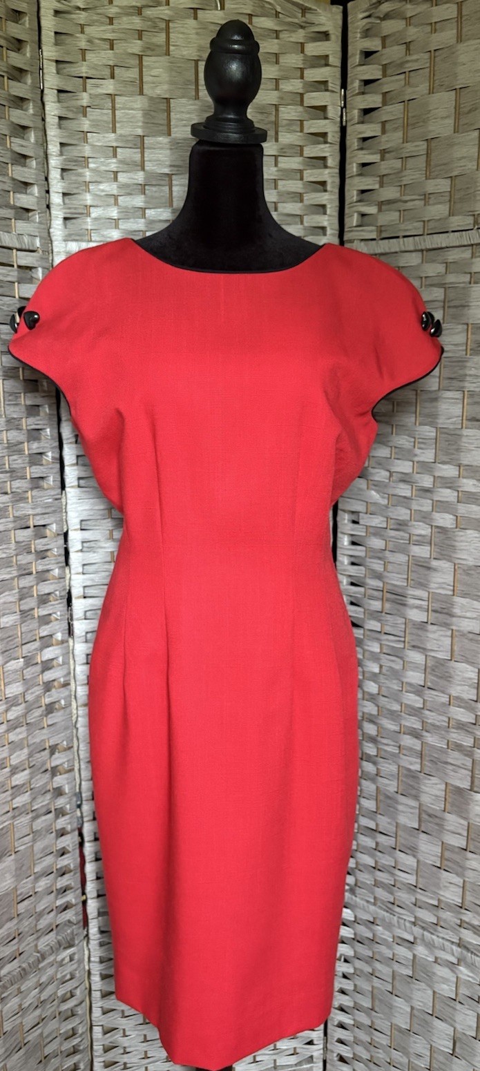 VINTAGE 80’s Unique Dress Size 8 Red Black Heart Buttons Rayon Nipon Boutique