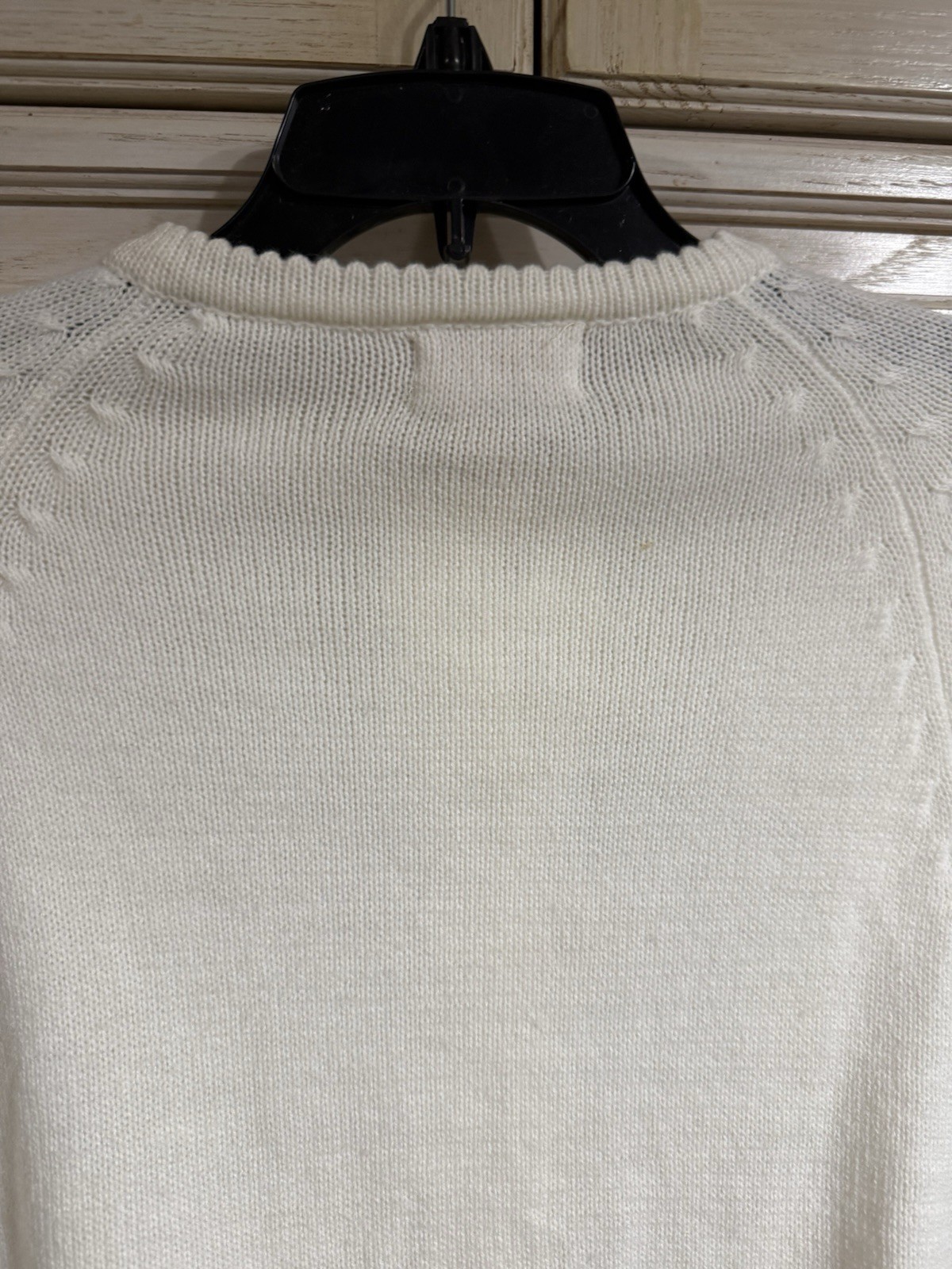 VTG 70’s White Hand Knit Boho Poncho CapeSweater Button Arm Holes Fringe Sz Med