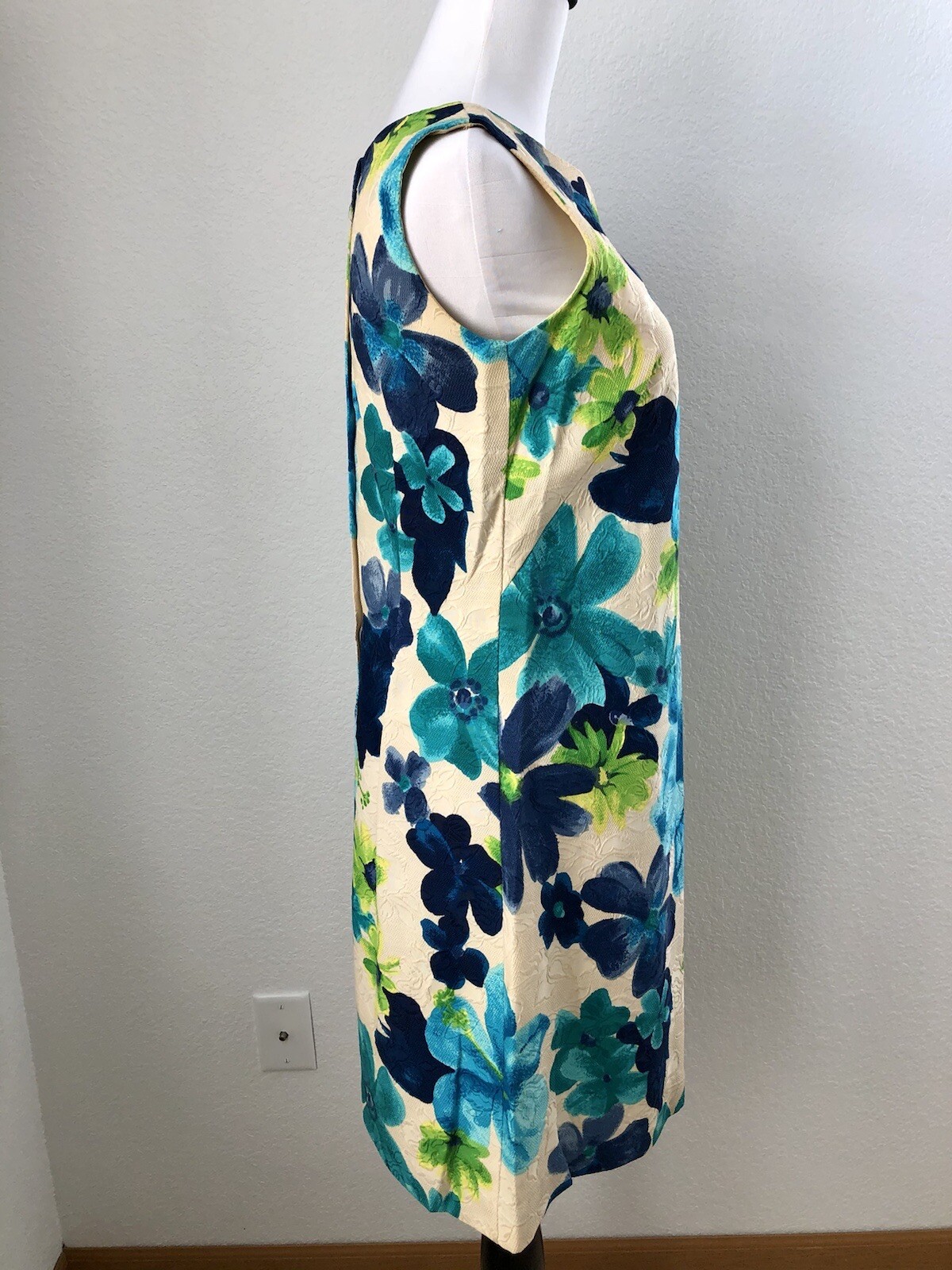 Vintage 1950’s Sheath Dress Charlotta Of California Hibiscus Print Brocade Small