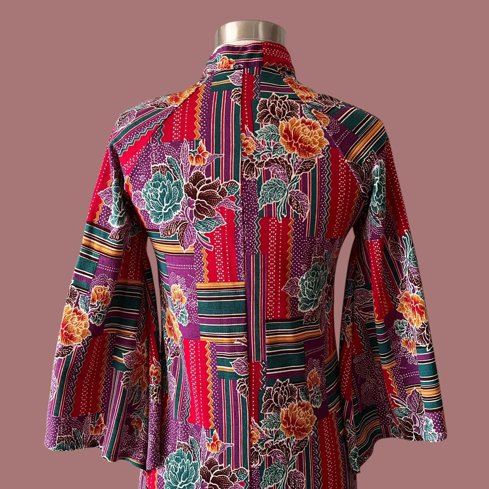 Vintage 70s Abstract Floral Patterned Dress with Angel Wing Sleeves