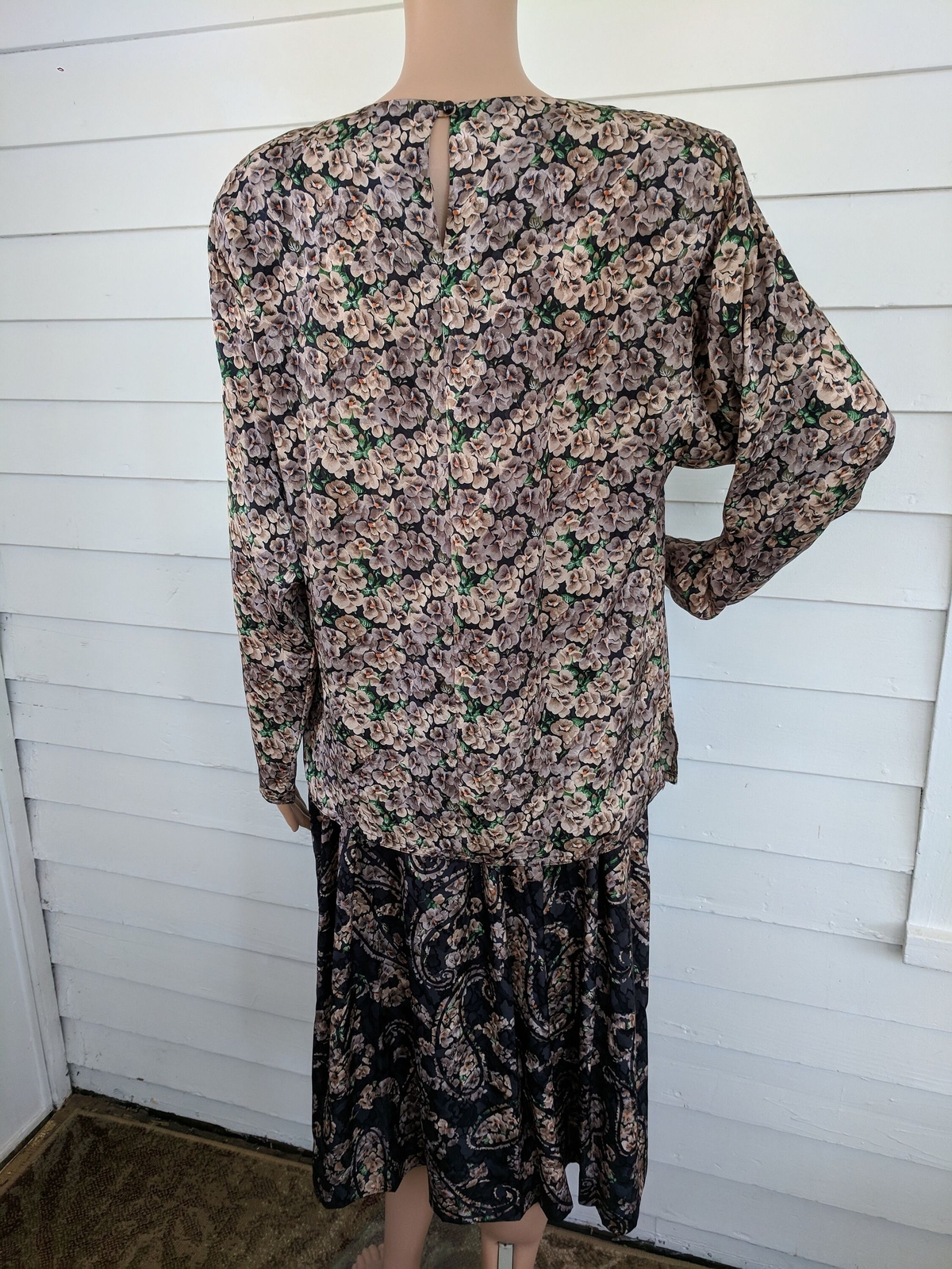 Vintage 80s Brownstone Studio Black Paisley Skirt with Beige Floral Blouse S