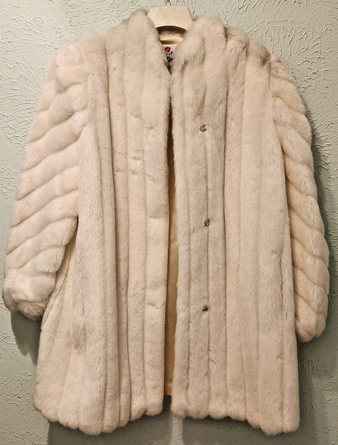 Vintage Monterey Fashions Off White Faux fur coat Sz 18