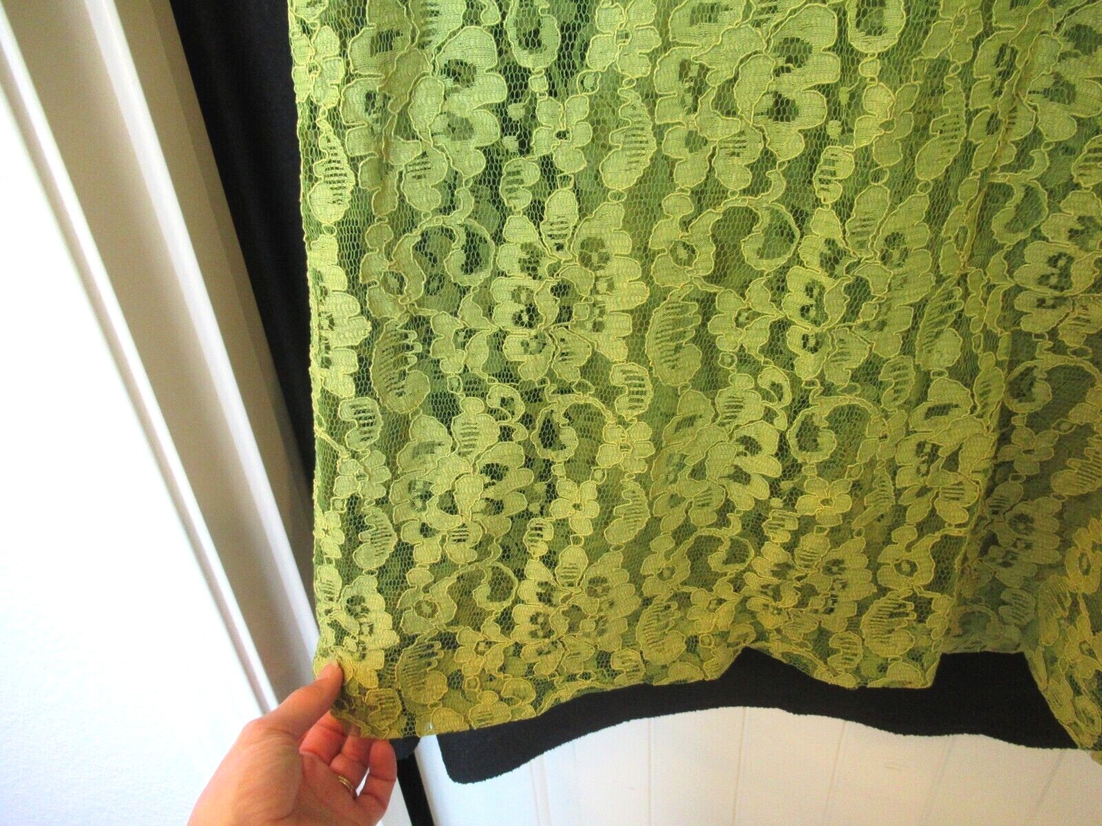 Mary Roberts New York green dress, lace overlay, c. 1960s, 40″ chest