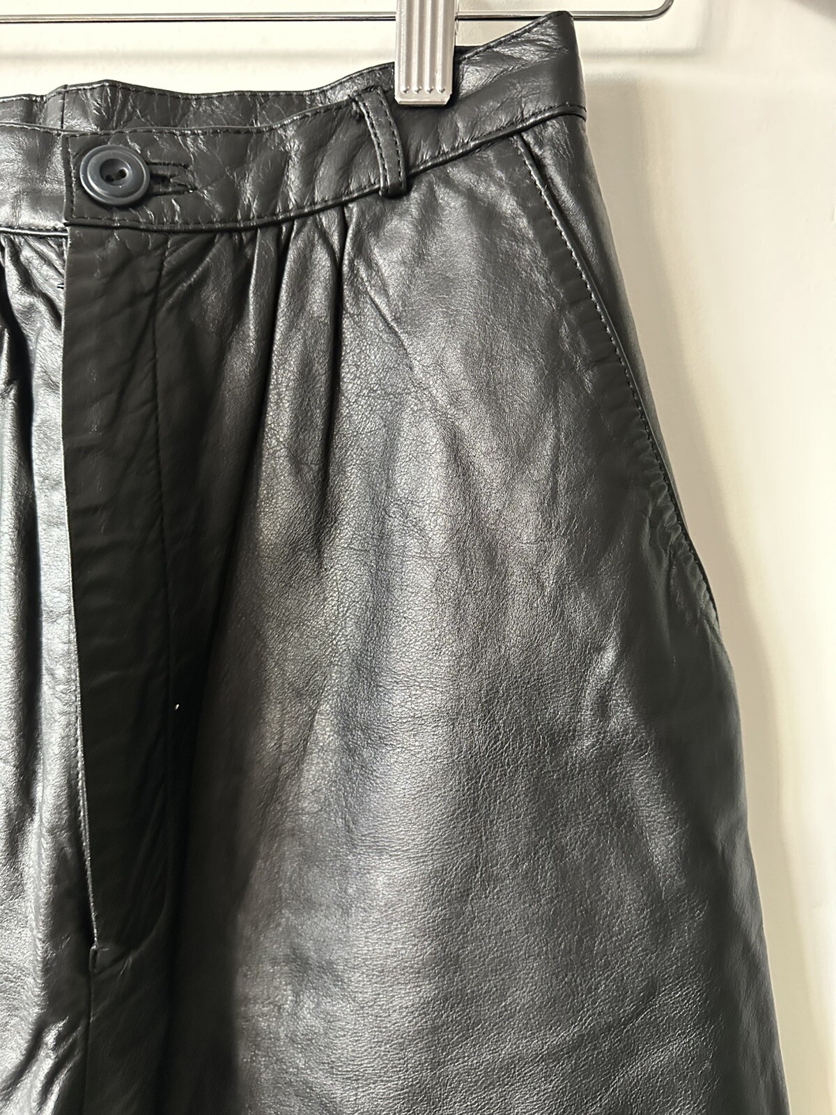 Vintage Avanti Black Leather Pants High Waist Tapered Leg 1980s 23 1/2” Waist