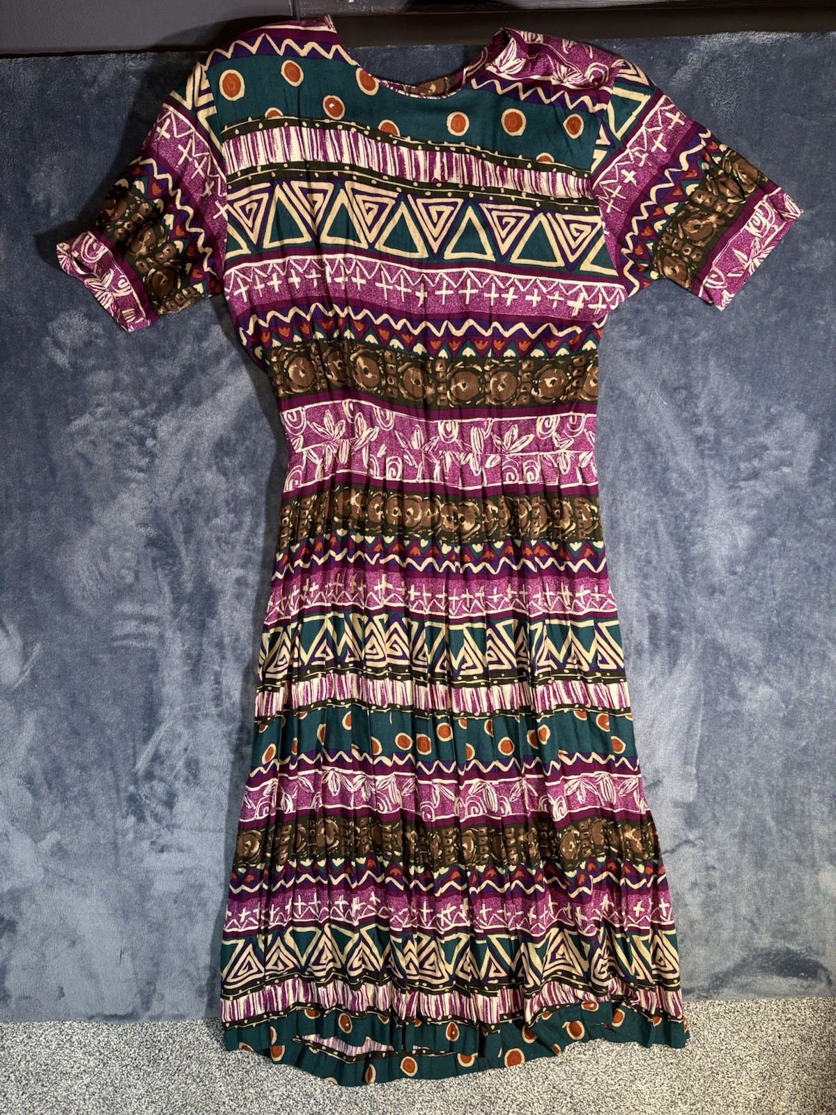 RabbitRabbit Geometric Multicolor Pink Rayon 90s Vintage Dress with Belt Size 12