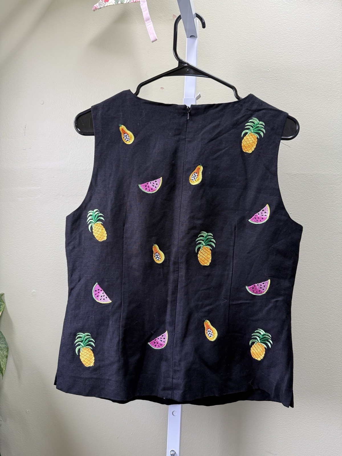 Vintage 90s Y2K Annie Alexander Embroidered Fruit Linen Blouse Tank Size Medium