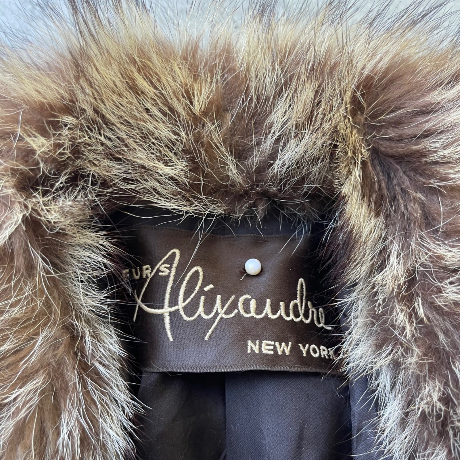 Alixandre New York Vintage Raccoon Fur Coat Brown Grey Shawl Collar Mid Length