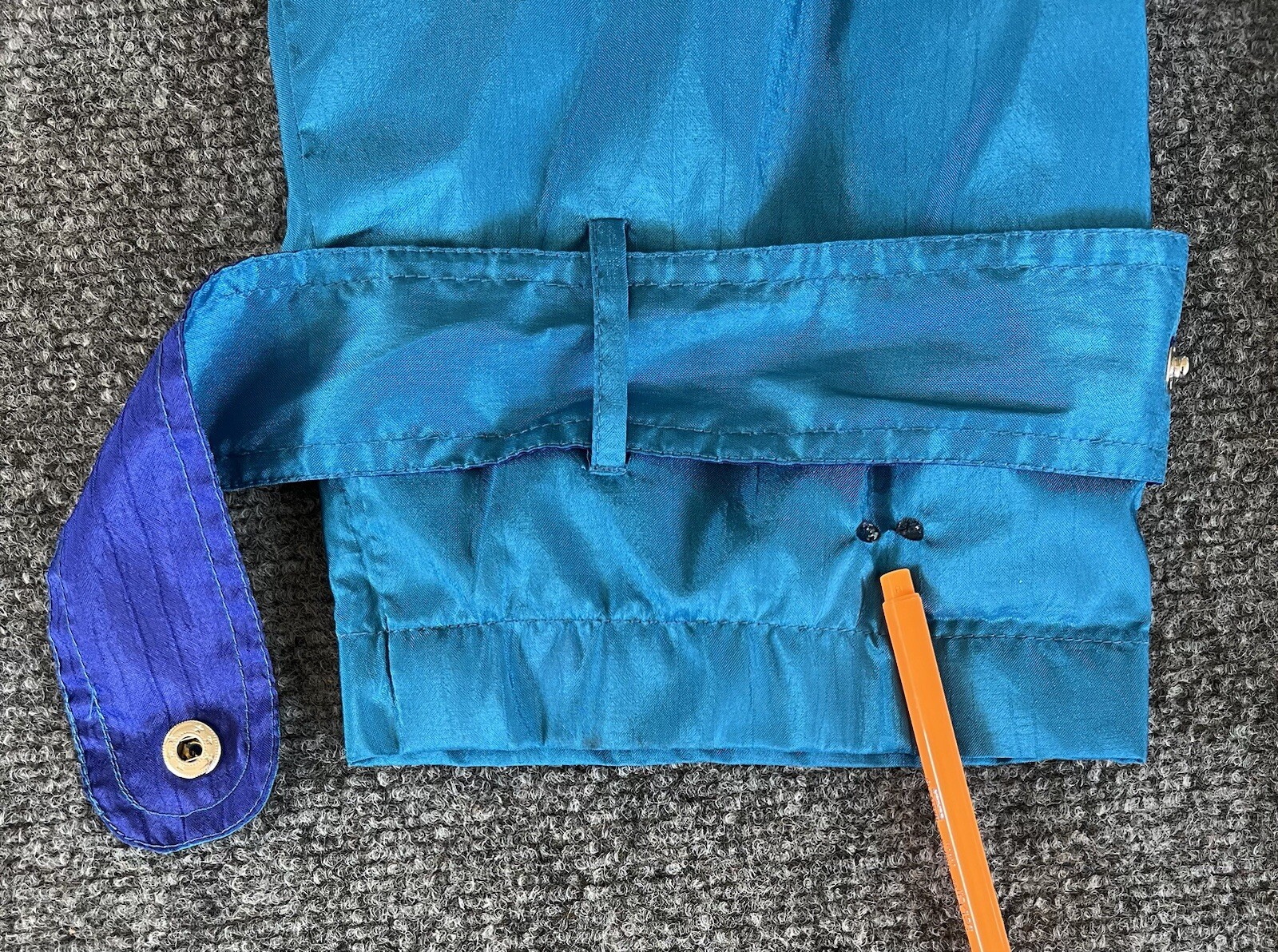 Maggie Sport Womens L VTG 90s Windbreaker Raincoat Blue Purple Zip Hooded