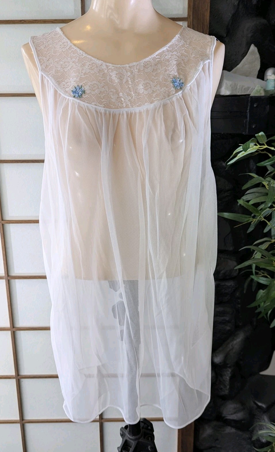 Vtg GMC Peignoir Robe Gown Lingerie Set White Chiffon Chantilly Lace Sz M 1960s