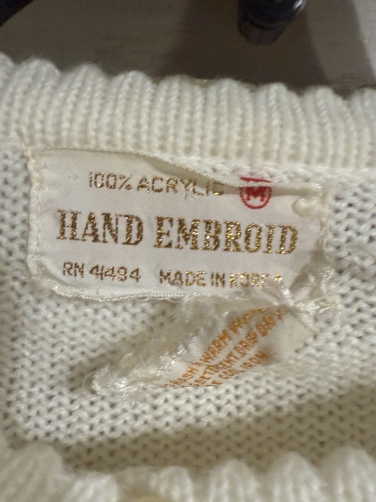 VTG 70’s White Hand Knit Boho Poncho CapeSweater Button Arm Holes Fringe Sz Med