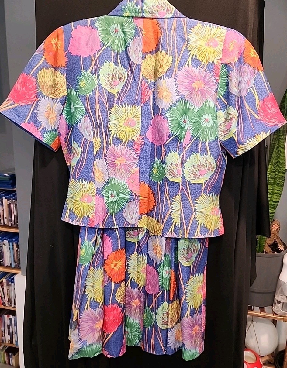 Vintage Anne Crimmins For Umi Collections Size 10 Two Piece Floral Dress Suit.