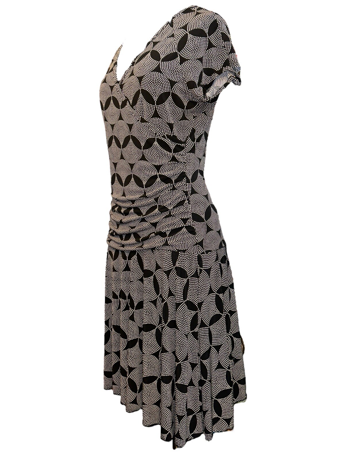 BCX V-Neck Cap Sleeve Ruching Bl/Wh Geo Print Short Faux Wrap Dress Women L VTG