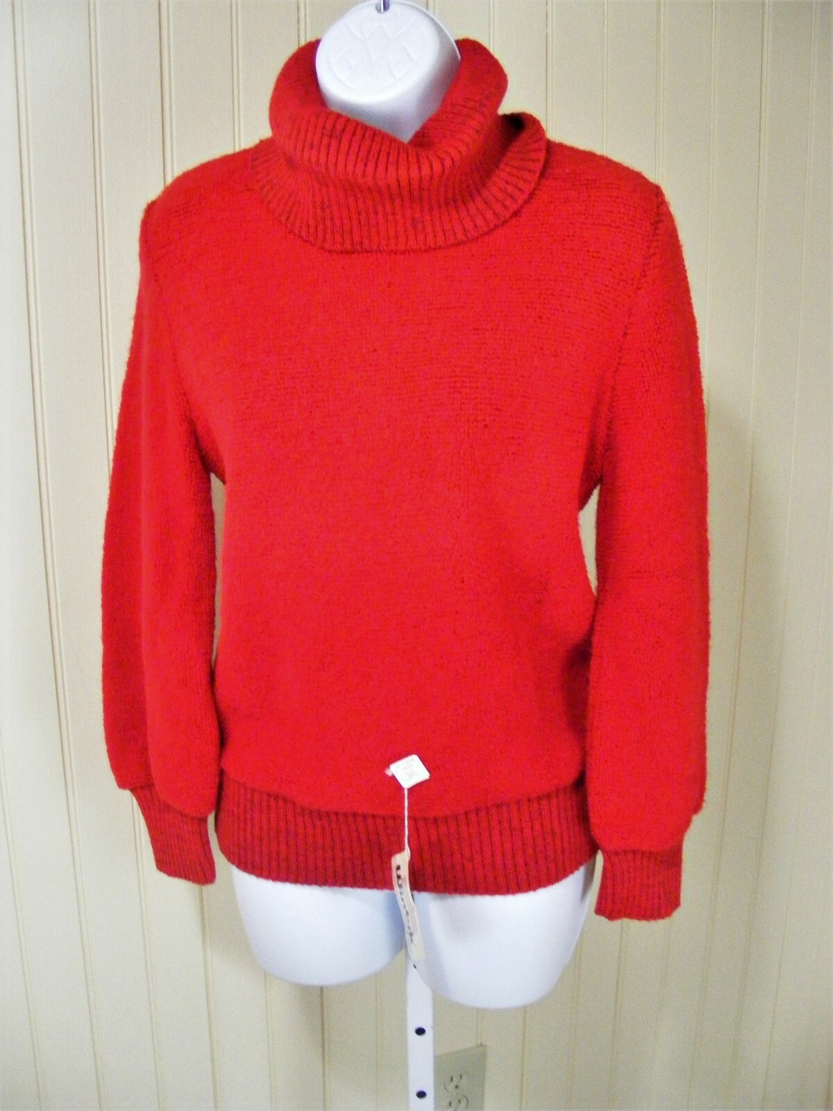 1970S TURTLENECK SWEATER PULLOVER RED ORLON BOUCLE DEADSTOCK W/ TAG WINTER WEAR