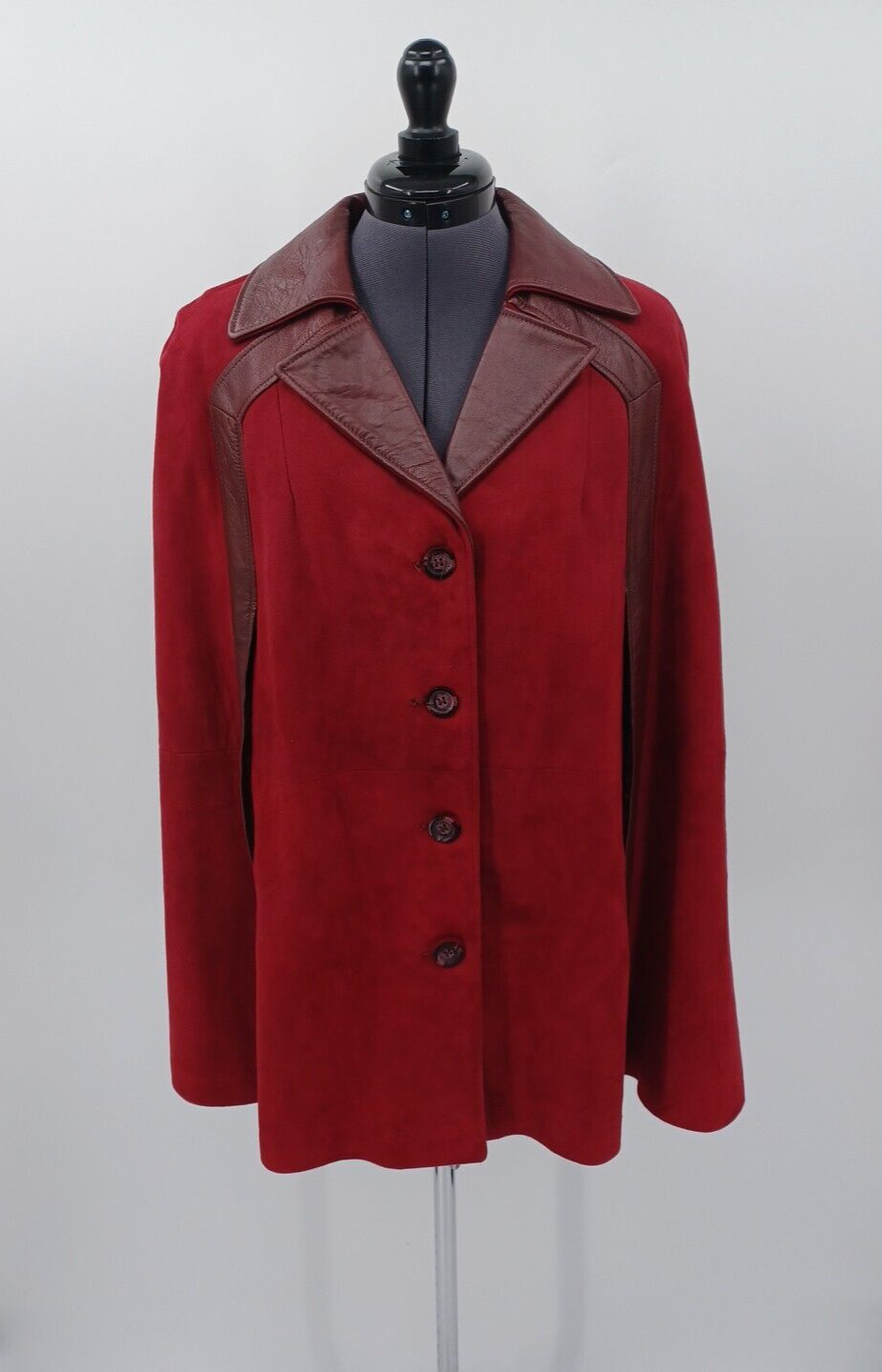 Vintage Cape Leathers By New England Sports Wear Co. Size 10
