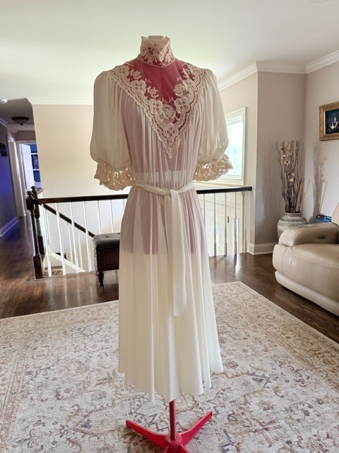 Vtg Victorian Renaissance Ivory Lace Prairie Wedding Dress Boho Sz 8 High Neck