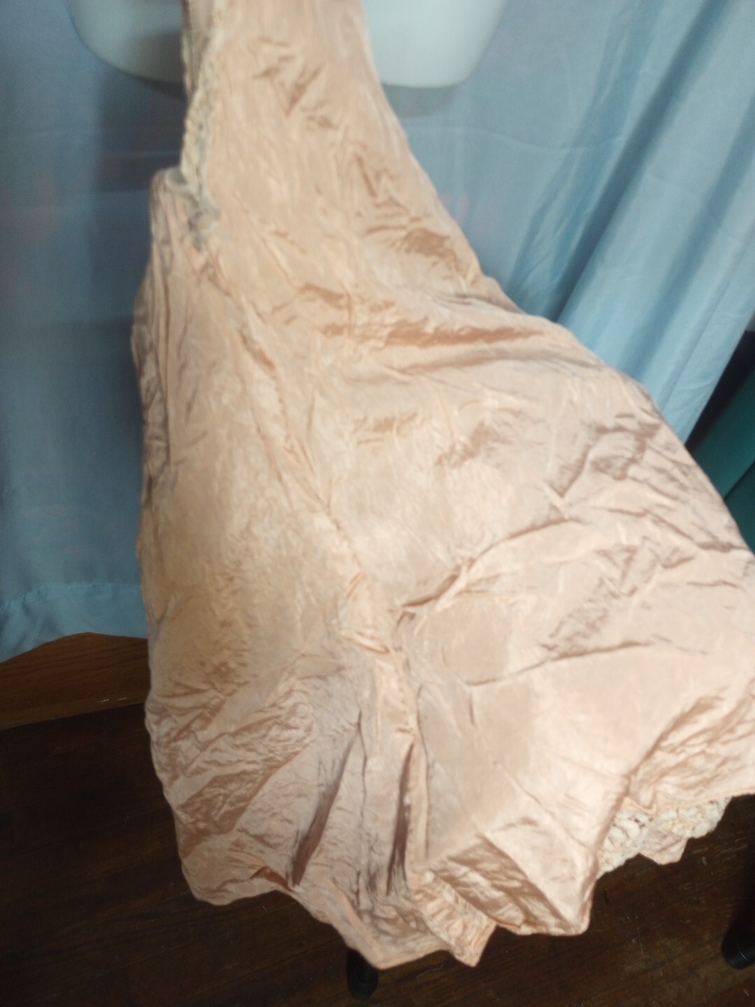 Vintage Dress Styled By Well Made Sz Medium Pale Pink Lace Overlay Sequins