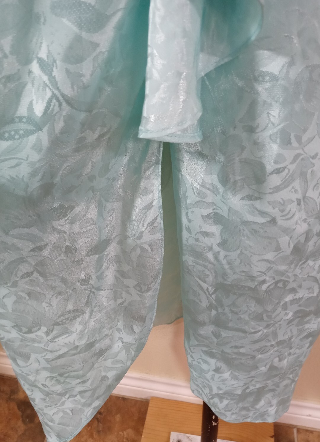 Vintage L.T.D. by Roberta Midi Dress Mint Green Satin Women 9/10 glass buttons