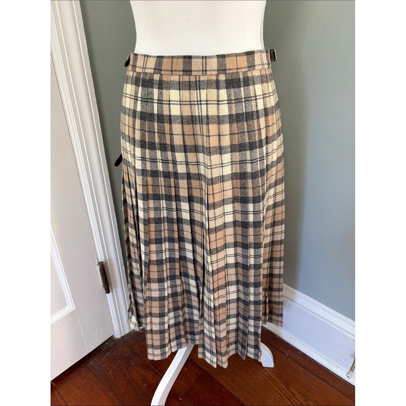 Vintage 100% Wool Scottish Plaid Scotland Kilt Pleated Midi Skirt size 38