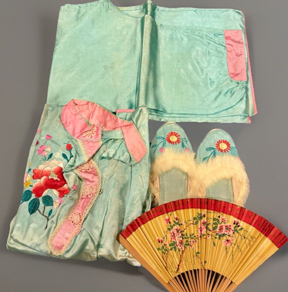 Vintage Embroidered Satin Japanese Sea Foam Green Pink Pajama Set Shoes Fan Case