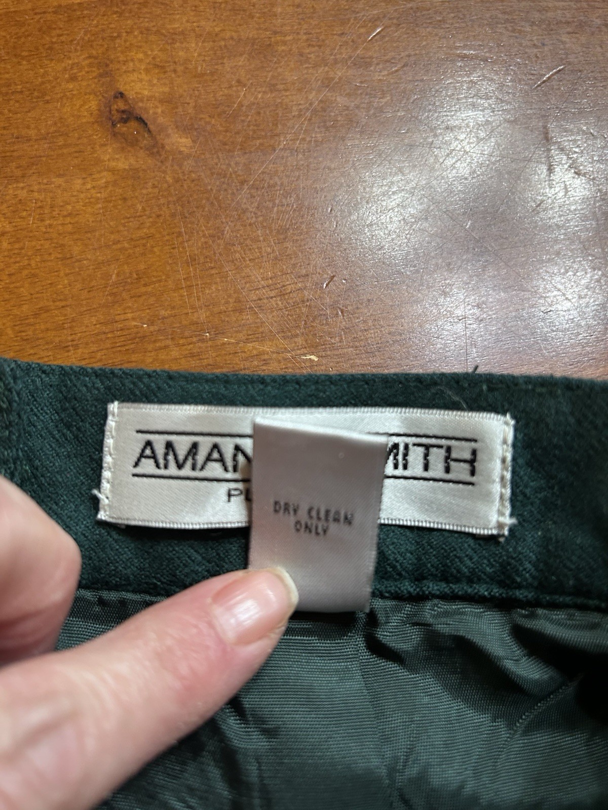 Vintage Green Wool Midi Skirt with Back Zip and Button Size 10 And Pleats